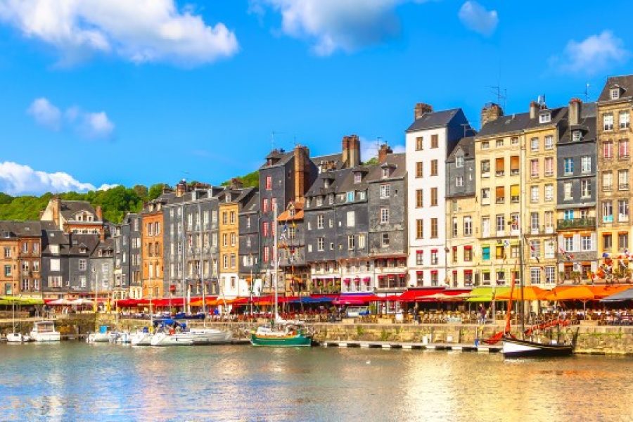 8 Days Loire Castles – Normandy – Paris