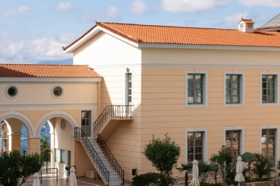 8 Days in 5-Star Vacation in Aidipsos!