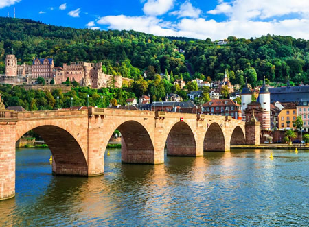 Day 2: Frankfurt (guided tour) – Heidelberg – Strasbourg
